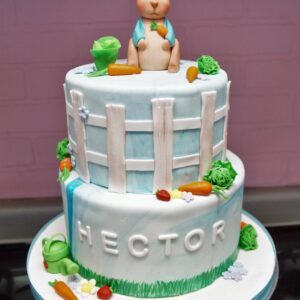 Pastel de conejo con nombre